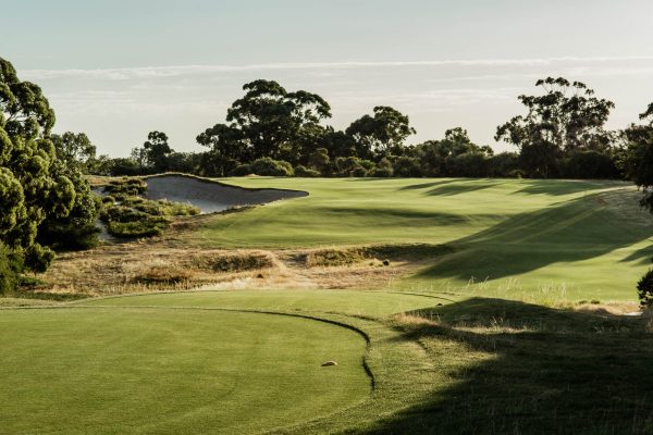 RoyalMelbourneGolfClub_West10-18_WilliamWatt-5